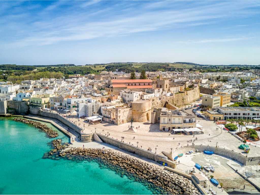 Castelo Aragonês de Otranto ©Jacek_Sopotnicki via Canva